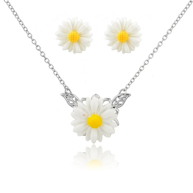 White Sunflower Shape Wedding Necklace Earrings Sets